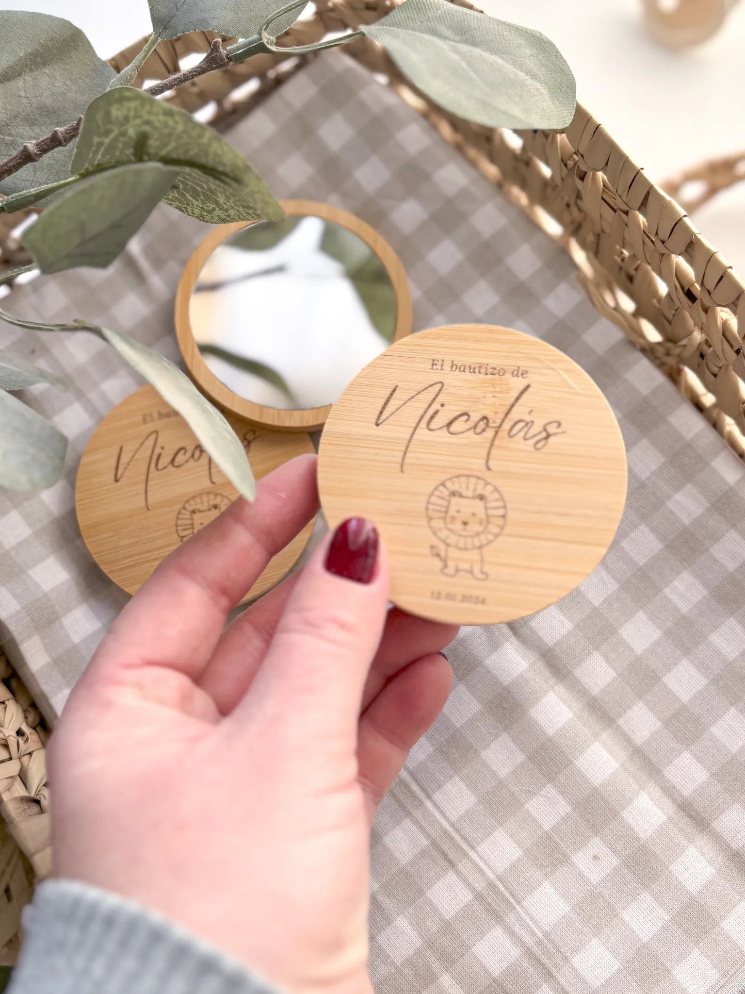 Espejo de madera personalizado