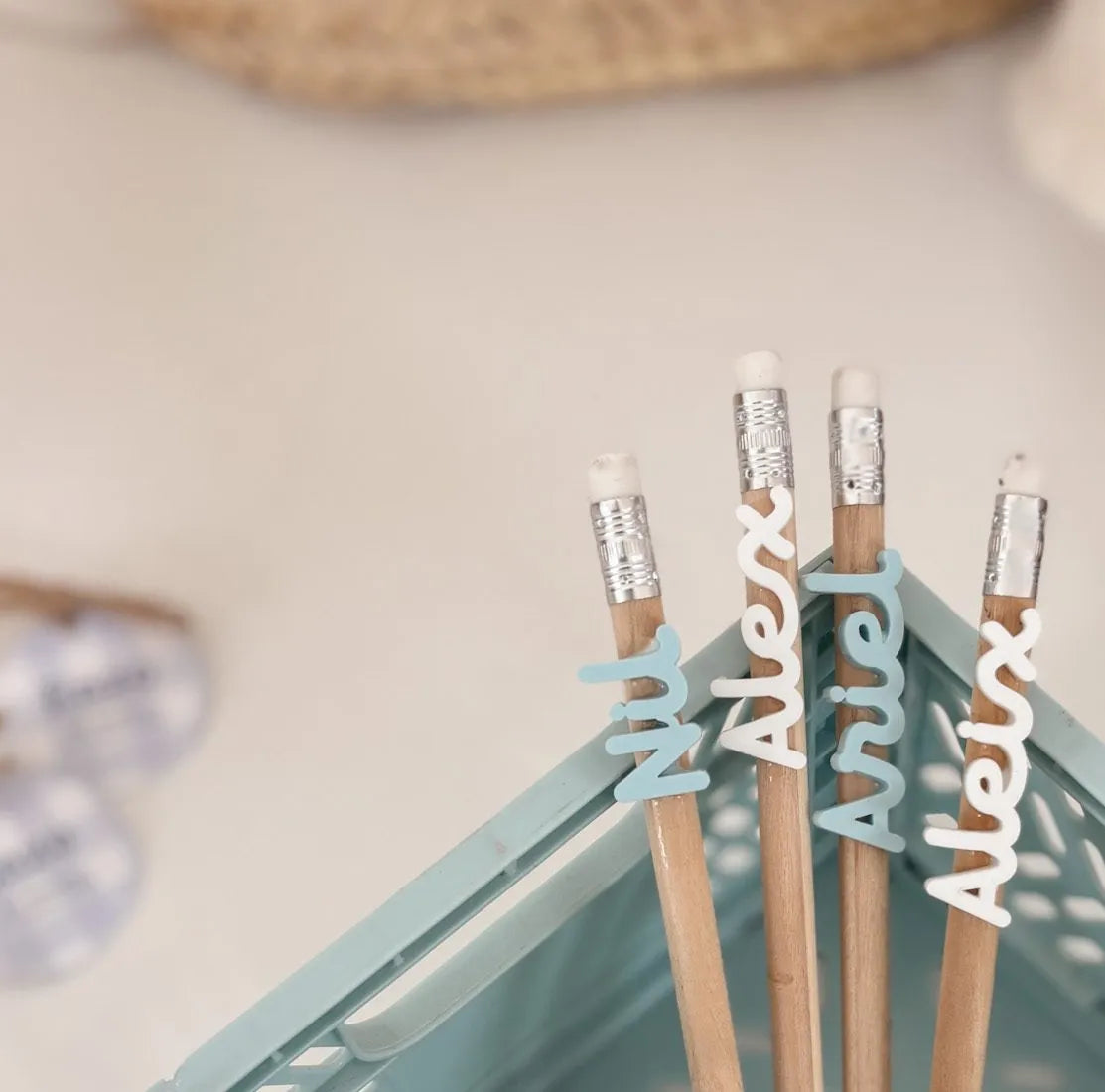 Lápiz personalizado  con nombre en colores